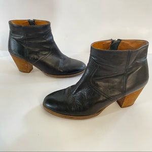 Madewell 1937 Black Leather Zip Ankle Boots Womens Size 10 Style 17340